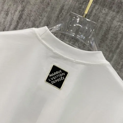Replica Louis Vuitton LV T-Shirts Short Sleeved For Unisex #1429977 $42.00 USD for Wholesale