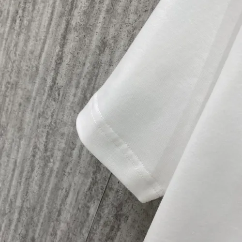 Replica Louis Vuitton LV T-Shirts Short Sleeved For Unisex #1429979 $42.00 USD for Wholesale