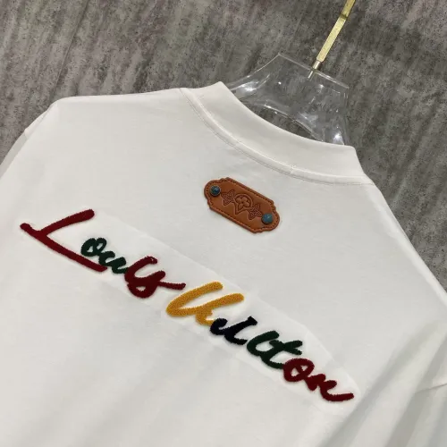 Replica Louis Vuitton LV T-Shirts Short Sleeved For Unisex #1429987 $42.00 USD for Wholesale