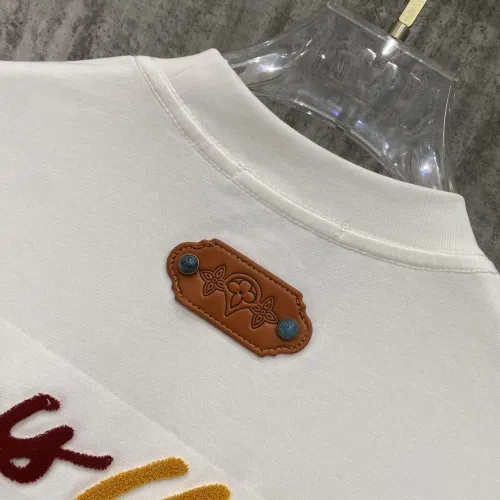 Replica Louis Vuitton LV T-Shirts Short Sleeved For Unisex #1429987 $42.00 USD for Wholesale