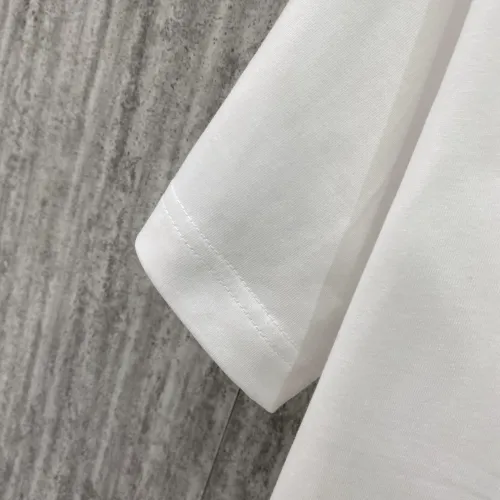 Replica Louis Vuitton LV T-Shirts Short Sleeved For Unisex #1429993 $42.00 USD for Wholesale