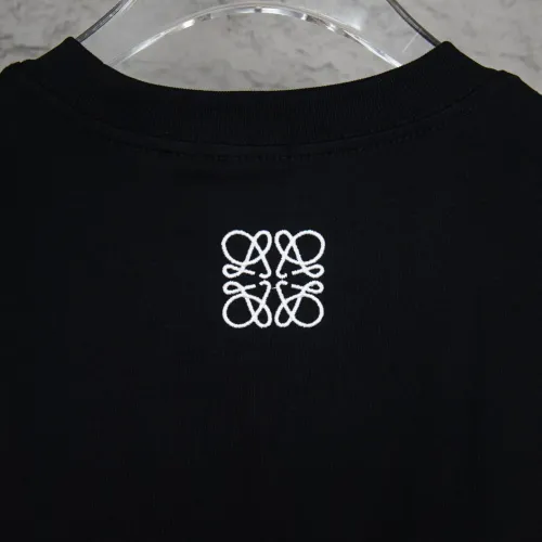 Replica LOEWE T-Shirts Short Sleeved For Unisex #1430114 $32.00 USD for Wholesale