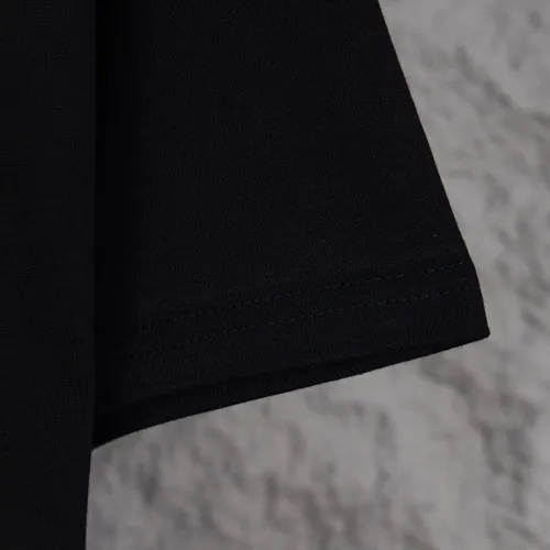 Replica Louis Vuitton LV T-Shirts Short Sleeved For Unisex #1430116 $36.00 USD for Wholesale