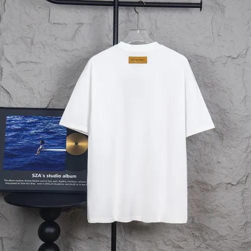 Replica Louis Vuitton LV T-Shirts Short Sleeved For Unisex #1430119 $36.00 USD for Wholesale