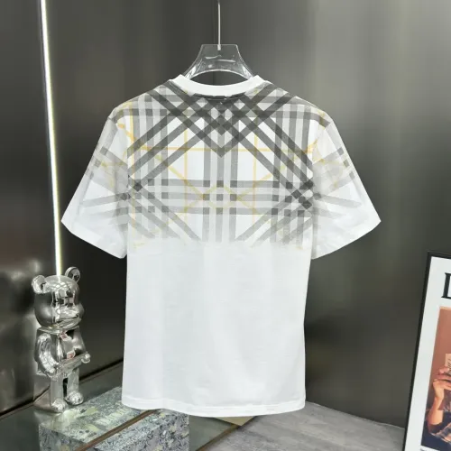 Replica Burberry T-Shirts Short Sleeved For Unisex #1430289 $64.00 USD for Wholesale