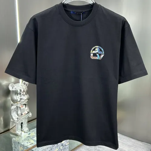 Replica Louis Vuitton LV T-Shirts Short Sleeved For Unisex #1430312 $64.00 USD for Wholesale