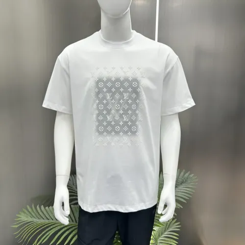 Replica Louis Vuitton LV T-Shirts Short Sleeved For Unisex #1430317 $64.00 USD for Wholesale