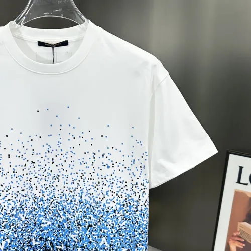Replica Louis Vuitton LV T-Shirts Short Sleeved For Unisex #1430319 $64.00 USD for Wholesale