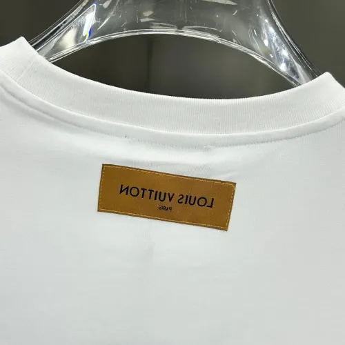 Replica Louis Vuitton LV T-Shirts Short Sleeved For Unisex #1430321 $64.00 USD for Wholesale