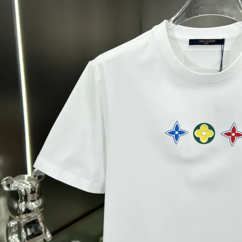 Replica Louis Vuitton LV T-Shirts Short Sleeved For Unisex #1430342 $64.00 USD for Wholesale