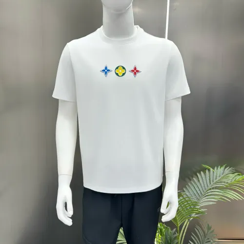 Replica Louis Vuitton LV T-Shirts Short Sleeved For Unisex #1430342 $64.00 USD for Wholesale