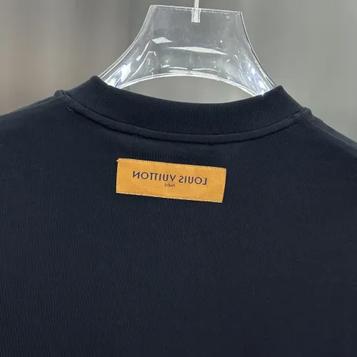Replica Louis Vuitton LV T-Shirts Short Sleeved For Men #1430378 $82.00 USD for Wholesale