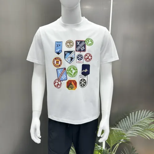 Replica Louis Vuitton LV T-Shirts Short Sleeved For Unisex #1430404 $68.00 USD for Wholesale