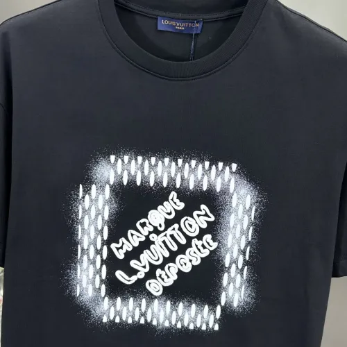 Replica Louis Vuitton LV T-Shirts Short Sleeved For Unisex #1430433 $64.00 USD for Wholesale