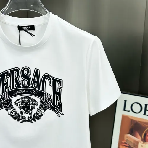 Replica Versace T-Shirts Short Sleeved For Unisex #1430466 $68.00 USD for Wholesale