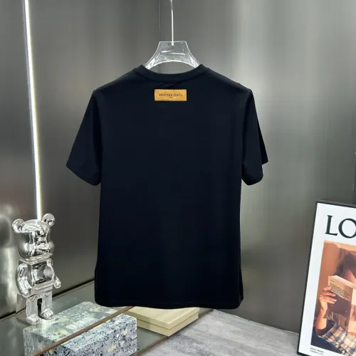 Replica Louis Vuitton LV T-Shirts Short Sleeved For Unisex #1430472 $68.00 USD for Wholesale