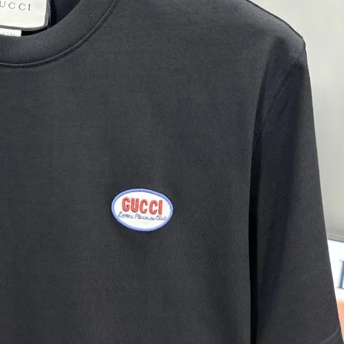 Replica Gucci T-Shirts Short Sleeved For Unisex #1430477 $64.00 USD for Wholesale