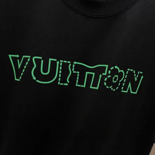 Replica Louis Vuitton LV T-Shirts Short Sleeved For Unisex #1430546 $38.00 USD for Wholesale