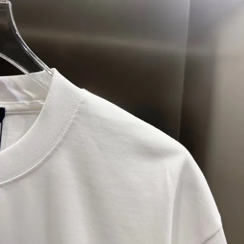 Replica Louis Vuitton LV T-Shirts Short Sleeved For Unisex #1430547 $38.00 USD for Wholesale