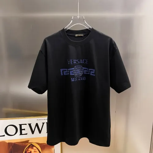 Versace T-Shirts Short Sleeved For Unisex #1430609 $38.00 USD, Wholesale Replica Versace T-Shirts