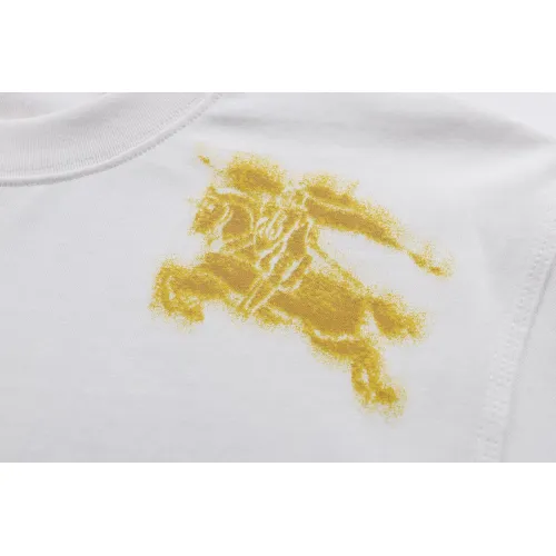 Replica Burberry T-Shirts Short Sleeved For Unisex #1430720 $52.00 USD for Wholesale