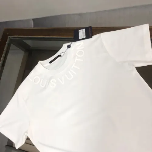 Replica Louis Vuitton LV T-Shirts Short Sleeved For Unisex #1431107 $34.00 USD for Wholesale
