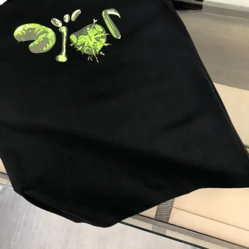 Replica Christian Dior T-Shirts Short Sleeved For Unisex #1431379 $32.00 USD for Wholesale