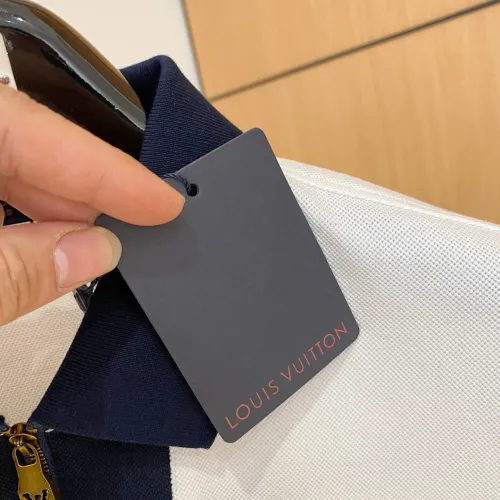 Replica Louis Vuitton LV T-Shirts Short Sleeved For Men #1431410 $48.00 USD for Wholesale