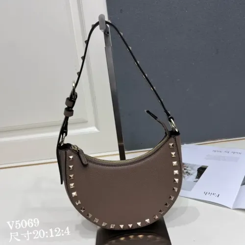 Valentino AAA Quality Shoulder Bags For Women #1431750