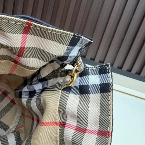 Replica Burberry AAA Quality Messenger Bags For Women #1431790 $88.00 USD for Wholesale