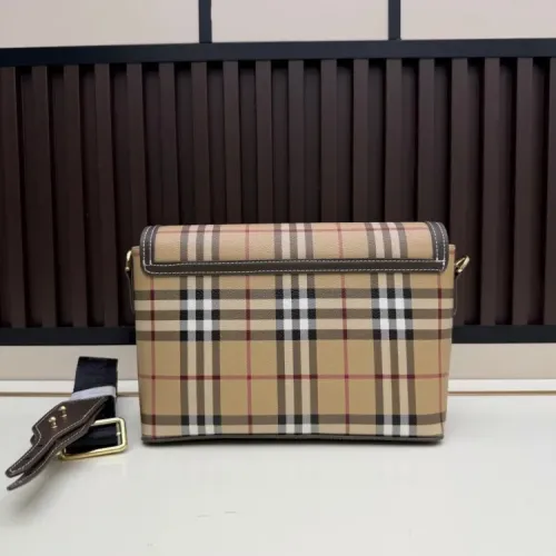 Replica Burberry AAA Quality Messenger Bags For Women #1431794 $96.00 USD for Wholesale
