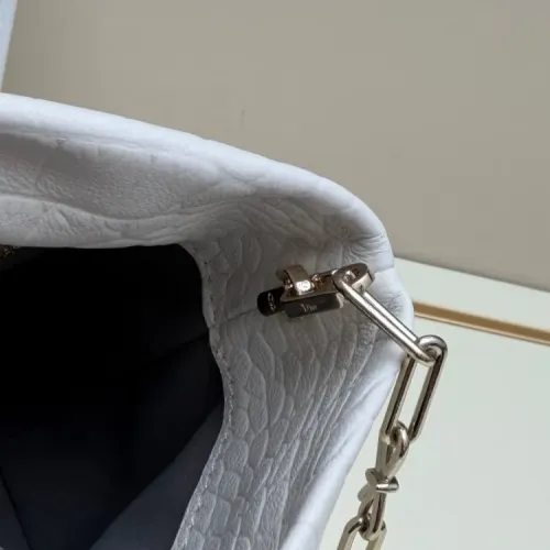 Replica Christian Dior AAA Quality Messenger Bags For Women #1431820 $102.00 USD for Wholesale