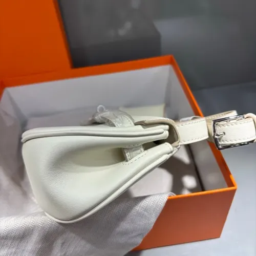 Replica Hermes AAA Quality Messenger Bags For Women #1432012 $88.00 USD for Wholesale