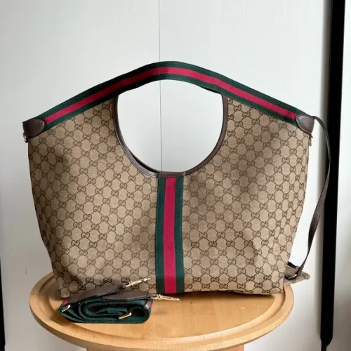 Replica Gucci AAA Quality Handbags #1432170 $82.00 USD for Wholesale