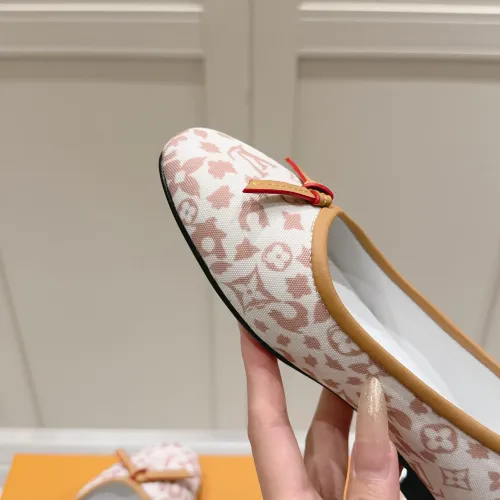 Replica Louis Vuitton Flat Shoes For Women #1432296 $108.00 USD for Wholesale