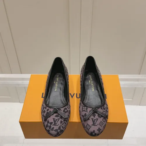 Replica Louis Vuitton Flat Shoes For Women #1432298 $108.00 USD for Wholesale