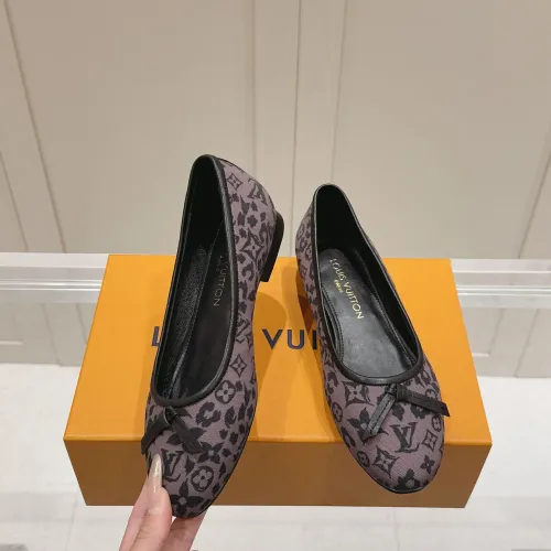 Replica Louis Vuitton Flat Shoes For Women #1432298 $108.00 USD for Wholesale