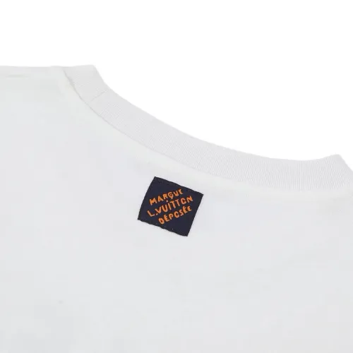 Replica Louis Vuitton LV T-Shirts Short Sleeved For Unisex #1432932 $48.00 USD for Wholesale