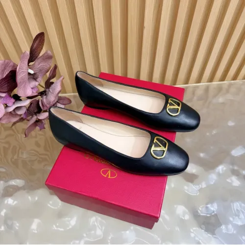 Valentino Flat Shoes For Women #1433145