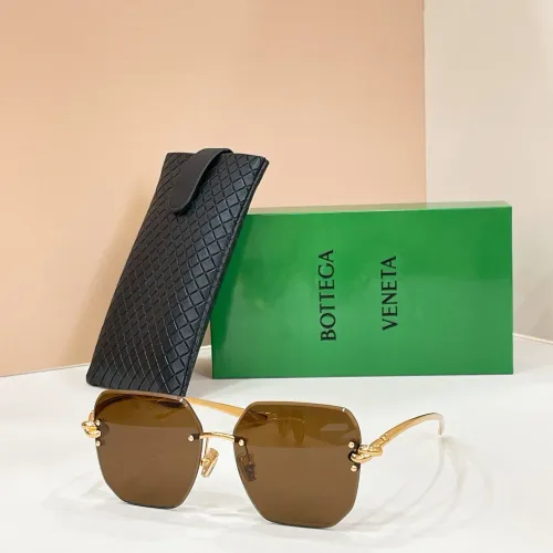 Bottega Veneta AAA Quality Sunglasses #1433747