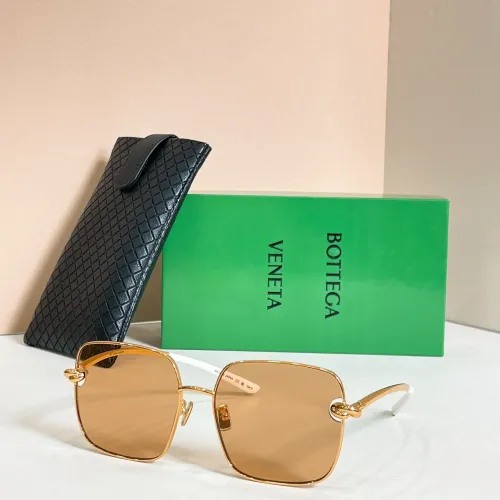 Bottega Veneta AAA Quality Sunglasses #1433783