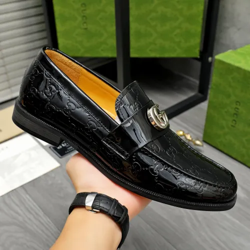 Replica Gucci Oxfords Shoes For Men #1434066 $88.00 USD for Wholesale