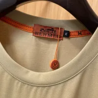 $45.00 USD Hermes T-Shirts Short Sleeved For Men #1422468