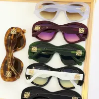 $60.00 USD LOEWE AAA Quality Sunglasses #1423229