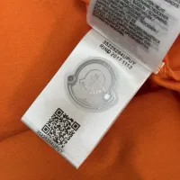 $32.00 USD Moncler T-Shirts Short Sleeved For Unisex #1423454