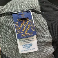 $98.00 USD Louis Vuitton LV Sweaters Long Sleeved For Unisex #1424460