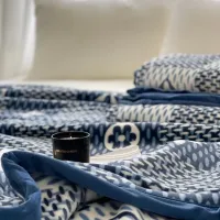 $68.00 USD Louis Vuitton LV Blankett #1424503