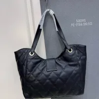 $98.00 USD Chanel AAA Quality Shoulder Bags #1424988