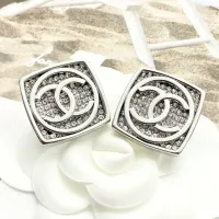 $32.00 USD Chanel Earrings For Women #1425095