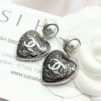 $29.00 USD Chanel Earrings For Women #1425098